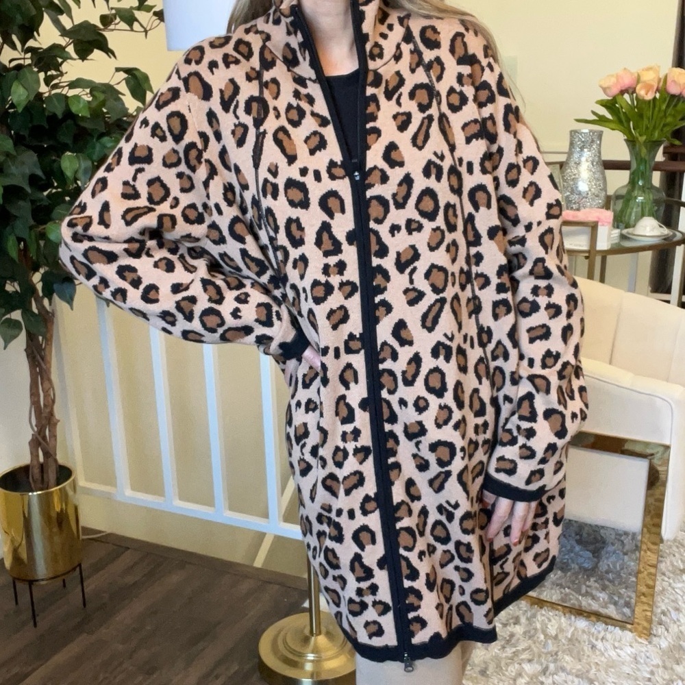 Rachel Zoe Animal Print Longline Zip Up Cardigan Knit Sweater Casual Warm 3X